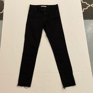 Levi’s 311 Shaping Skinny Black Size 26/2 Raw Hem